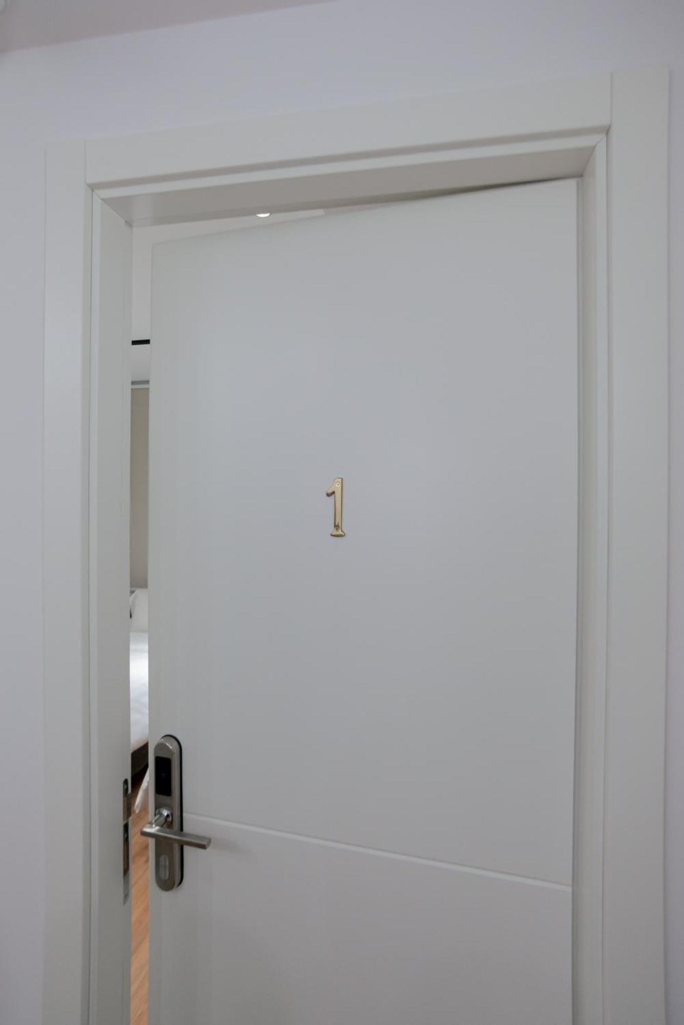 La Gioia Apartment ティラナ エクステリア 写真